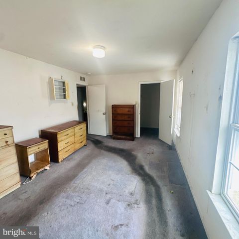 1521 N UBER ST, Philadelphia, PA 19121