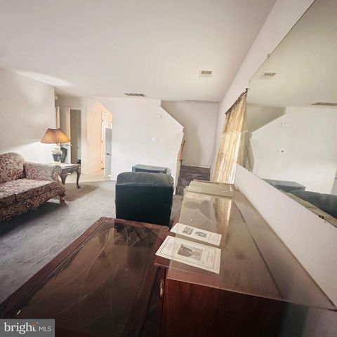 1521 N UBER ST, Philadelphia, PA 19121