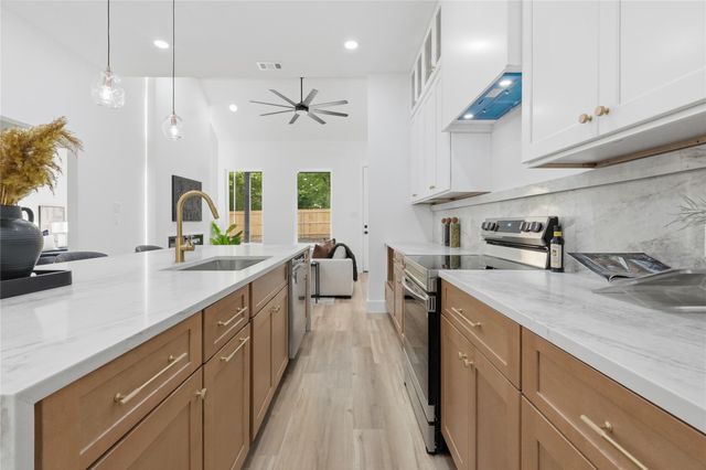 6310 Tracy Road, Dallas, TX 75241