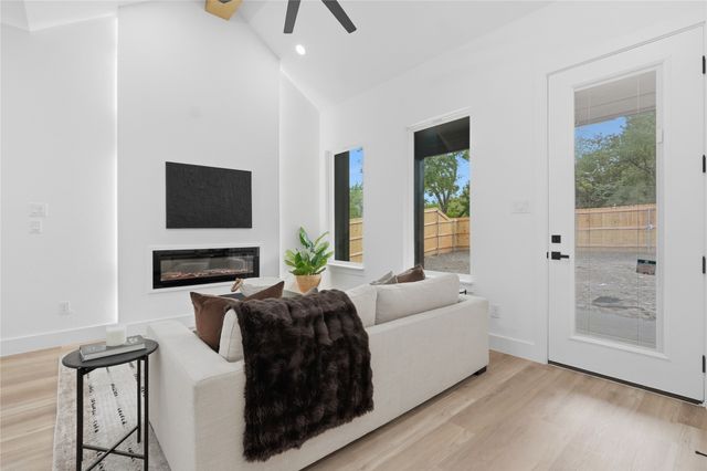 6310 Tracy Road, Dallas, TX 75241