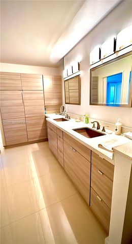 209 N Fort Lauderdale Beach Boulevard 10A, Fort Lauderdale, FL 33304