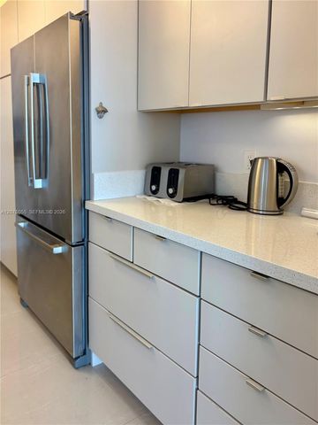 209 N Fort Lauderdale Beach Boulevard 10A, Fort Lauderdale, FL 33304