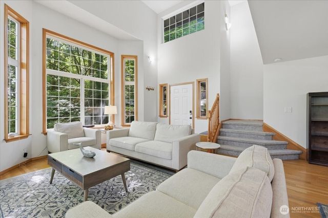 6534 NE 198th Street, Kenmore, WA 98028