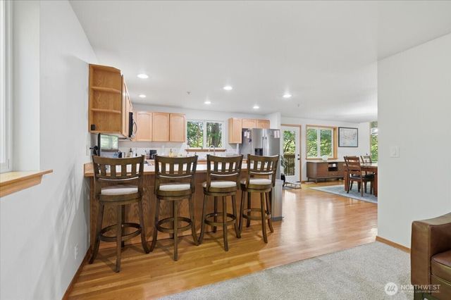6534 NE 198th Street, Kenmore, WA 98028