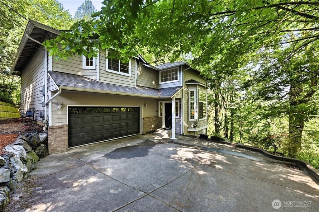 6534 NE 198th Street, Kenmore, WA 98028