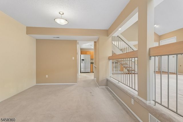 9 Brook St, Franklin Twp., NJ 08873
