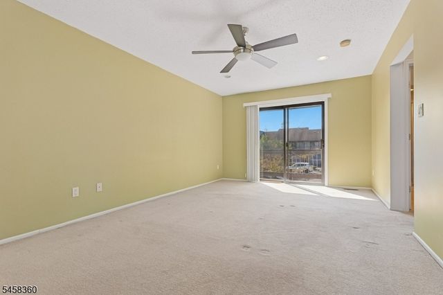 9 Brook St, Franklin Twp., NJ 08873
