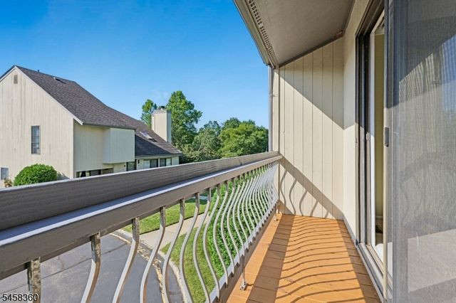 9 Brook St, Franklin Twp., NJ 08873