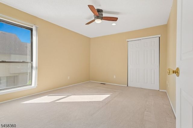 9 Brook St, Franklin Twp., NJ 08873