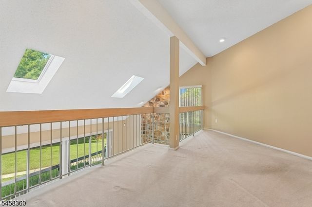9 Brook St, Franklin Twp., NJ 08873