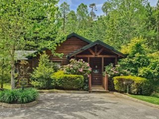 515 Houser Road, Gatlinburg, TN 37738