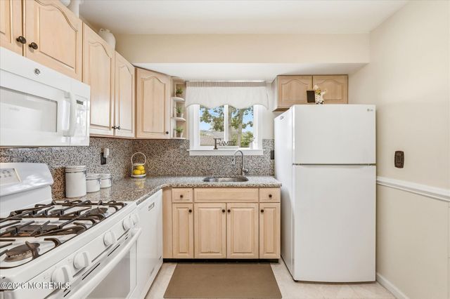 1948 Teakwood Road, Toms River, NJ 08753