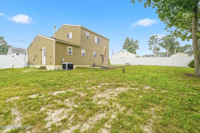 1948 Teakwood Road, Toms River, NJ 08753