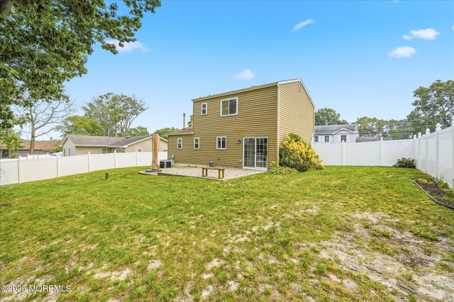 1948 Teakwood Road, Toms River, NJ 08753