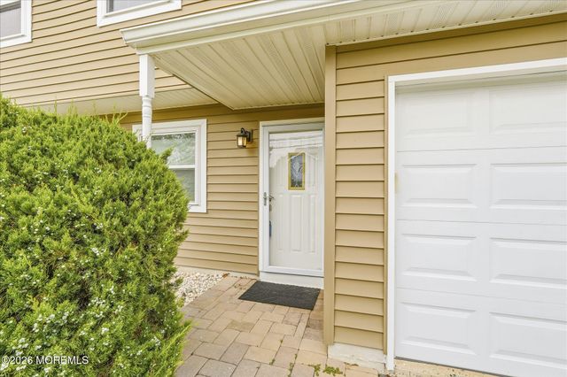 1948 Teakwood Road, Toms River, NJ 08753