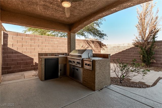 74 Horseweed Circle, Henderson, NV 89002