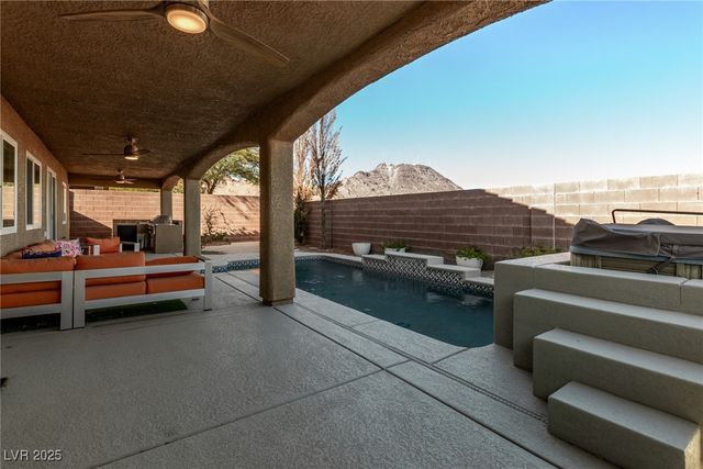 74 Horseweed Circle, Henderson, NV 89002