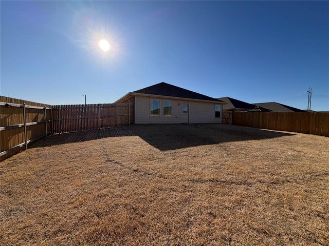 9601 NW 125th Street, Yukon, OK 73099