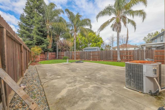 3355 Calla Lily Way, Sacramento, CA 95833