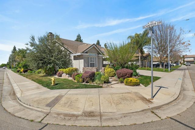 2395 Cayman Dr, Lodi, CA 95240