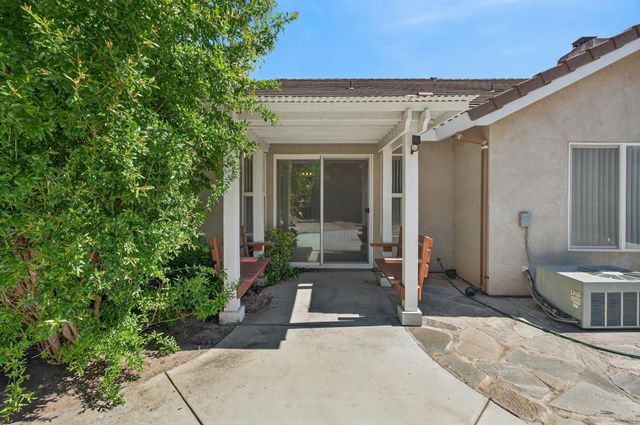 2395 Cayman Dr, Lodi, CA 95240