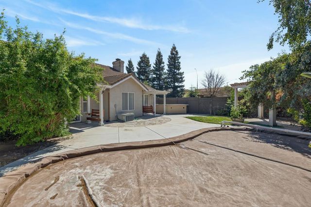 2395 Cayman Dr, Lodi, CA 95240