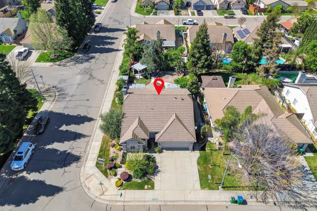 2395 Cayman Dr, Lodi, CA 95240