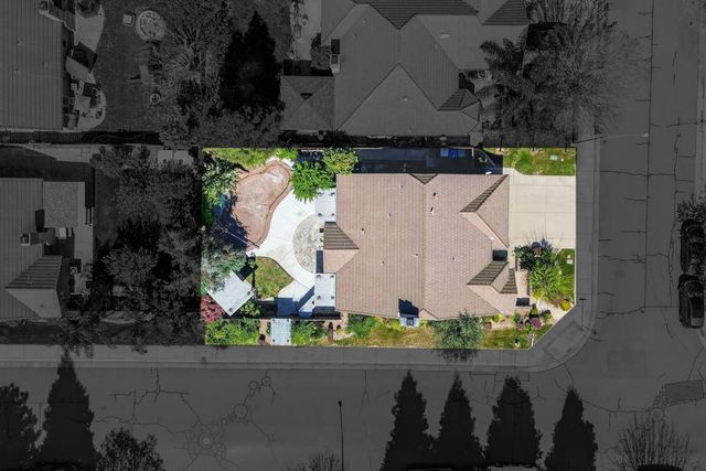 2395 Cayman Dr, Lodi, CA 95240