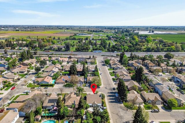 2395 Cayman Dr, Lodi, CA 95240