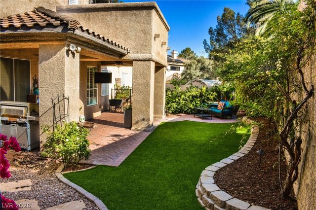 8205 Lucky Charm Court, Las Vegas, NV 89149