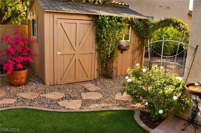 8205 Lucky Charm Court, Las Vegas, NV 89149