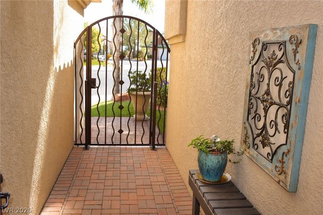 8205 Lucky Charm Court, Las Vegas, NV 89149