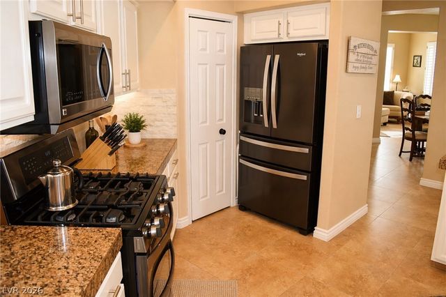 8205 Lucky Charm Court, Las Vegas, NV 89149