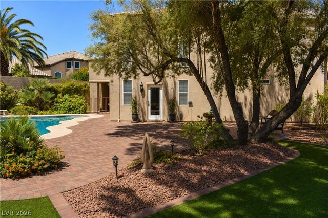 8205 Lucky Charm Court, Las Vegas, NV 89149