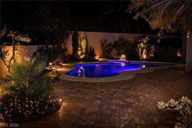 8205 Lucky Charm Court, Las Vegas, NV 89149