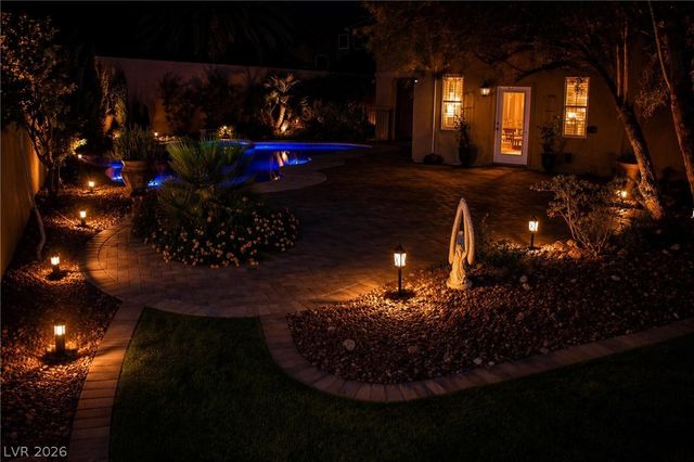 8205 Lucky Charm Court, Las Vegas, NV 89149