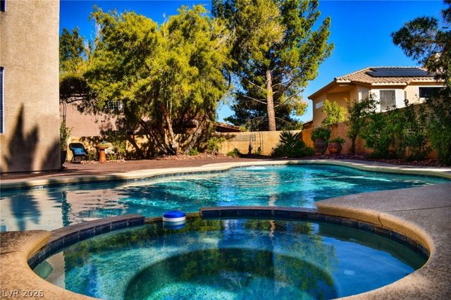 8205 Lucky Charm Court, Las Vegas, NV 89149