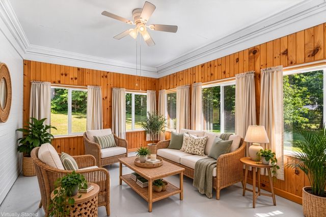 9 Jim Ash Rd, Palmer, MA 01069