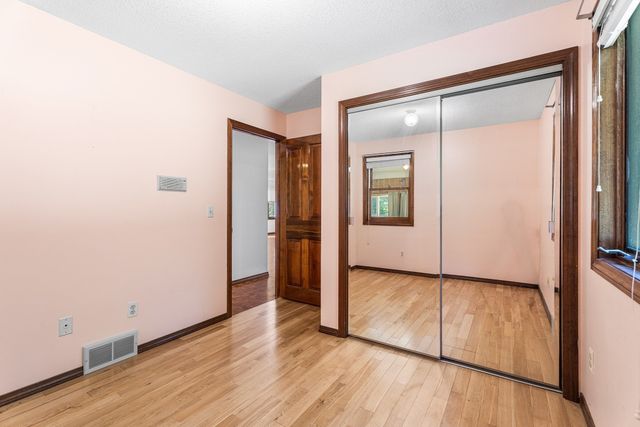 9 Jim Ash Rd, Palmer, MA 01069