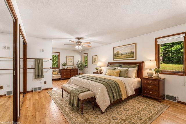 9 Jim Ash Rd, Palmer, MA 01069