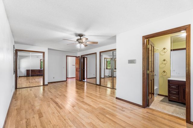 9 Jim Ash Rd, Palmer, MA 01069