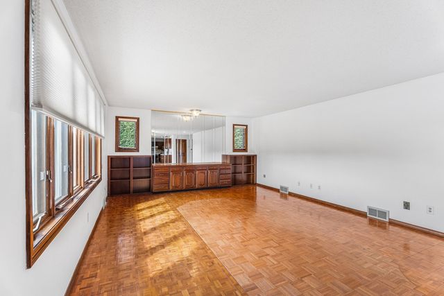 9 Jim Ash Rd, Palmer, MA 01069
