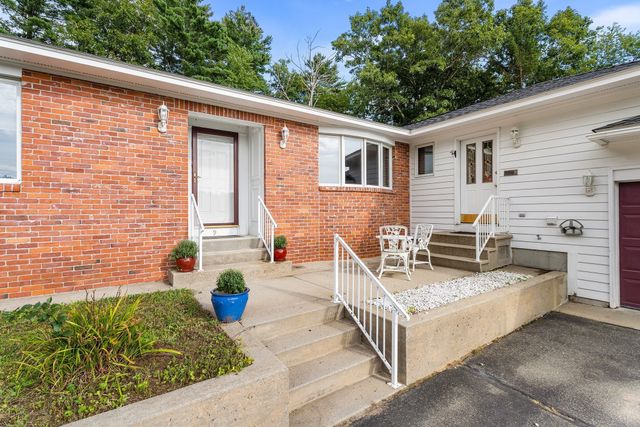 9 Jim Ash Rd, Palmer, MA 01069