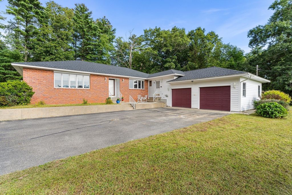9 Jim Ash Rd, Palmer, MA 01069