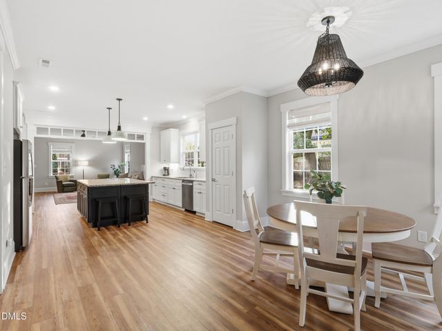 129 E Chestnut Avenue, Wake Forest, NC 27587