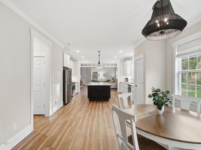 129 E Chestnut Avenue, Wake Forest, NC 27587