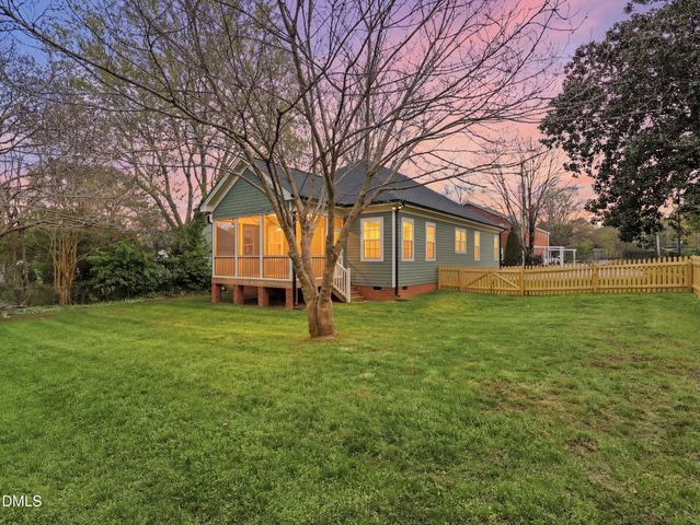 129 E Chestnut Avenue, Wake Forest, NC 27587