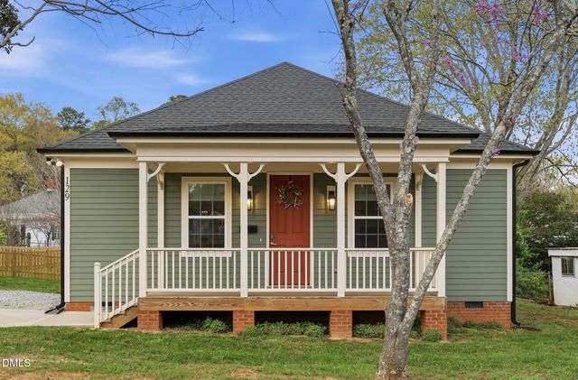 129 E Chestnut Avenue, Wake Forest, NC 27587