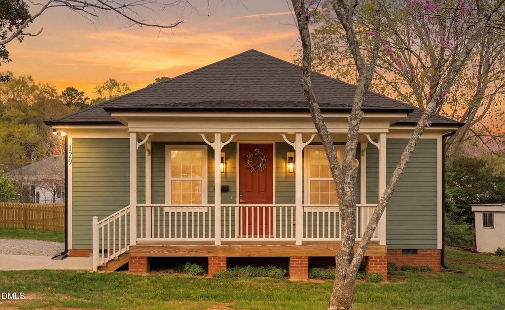 129 E Chestnut Avenue, Wake Forest, NC 27587