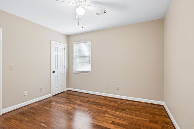 9029 Sawyer Brown Rd, Nashville, TN 37221